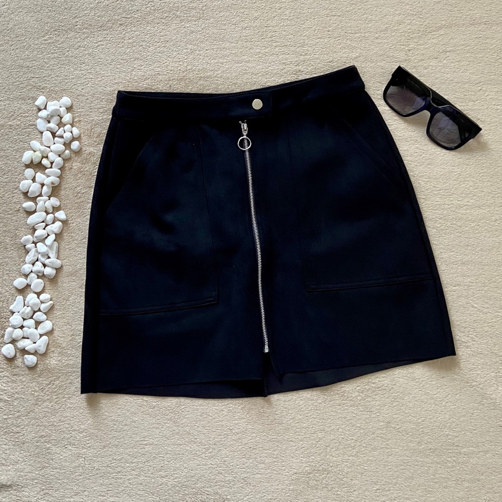 Black Skirt
